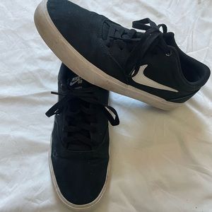 Nike mens SB shoes